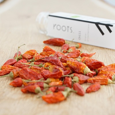 Wuerzen mit Chilischote Piri Piri natuerlich und nachhaltig von roots-natural