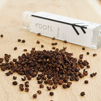Würzen mit Himalaya-Pfeffer von roots. natural Wuerzen mit Himalaya-Pfeffer natuerlich und nachhaltig von roots-natural