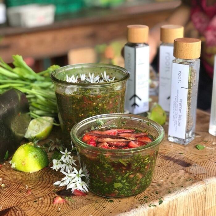 Koriander fuer eine Chimichurri