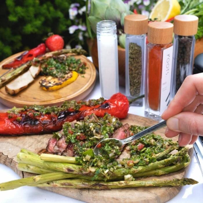 Grillsaucen mit Gewuerzen verfeinern
