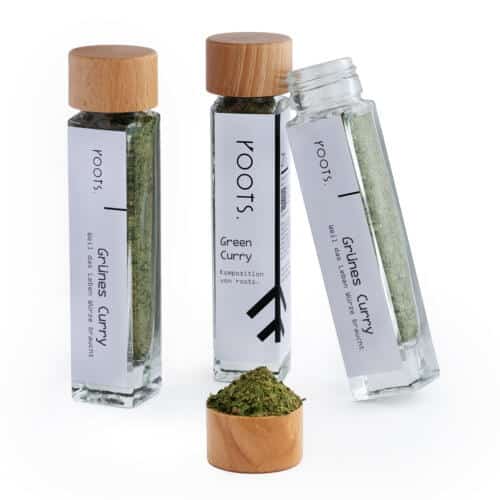 Green Curry Gewuerzmischung im roots. Designglas zum Geniessen